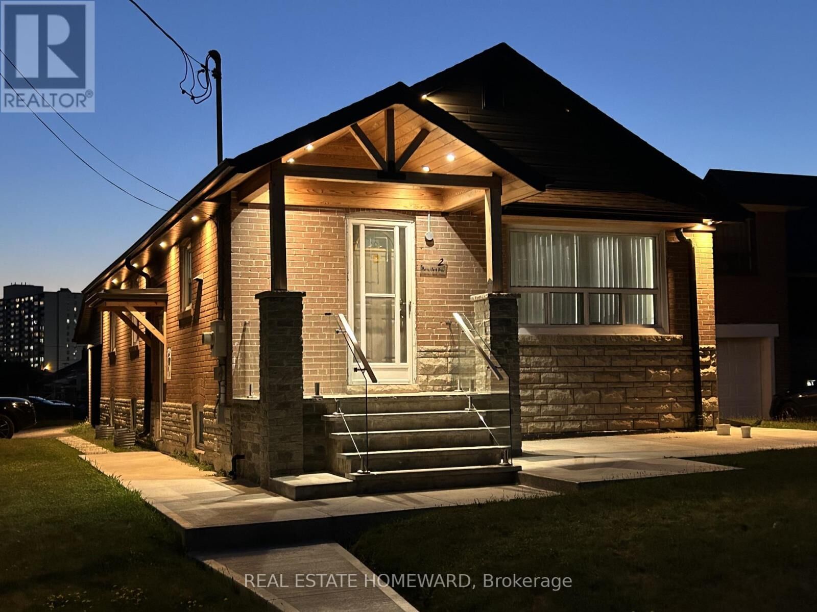 Property Photo: 2 Harris Park Drive Lower ON M1L 2Z9