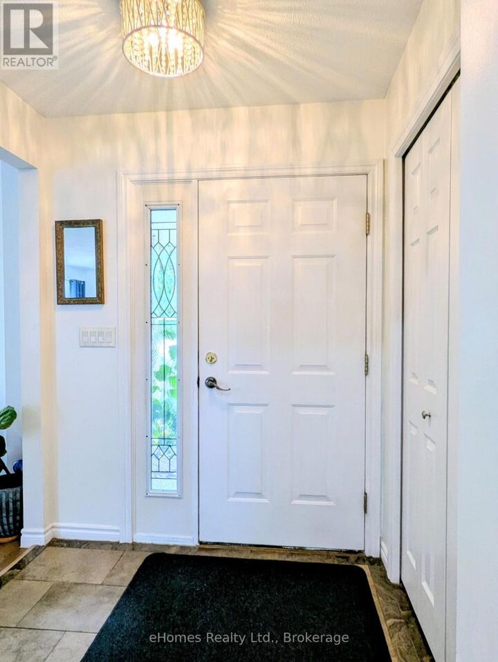 Property Photo:  206 2nd A Street West  ON N4K 6X3 