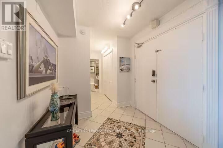 Property Photo: 380 King Street 1805 ON N6B 3L6