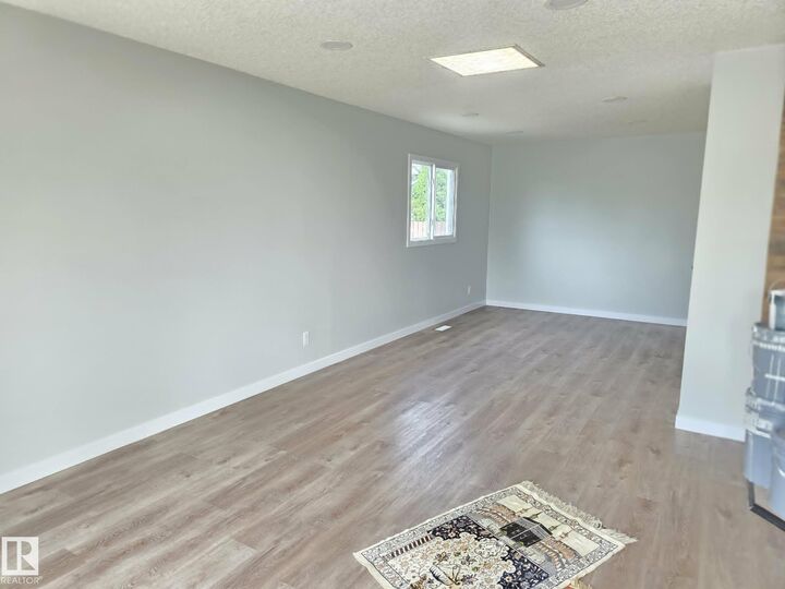 Property Photo:  12120 146 Avenue NW  AB T5X 1V3 