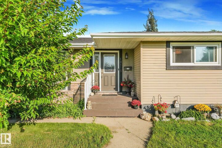 Property Photo: 14115 70 Street NW AB T5C 0L3