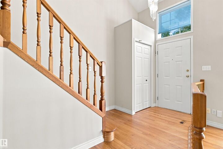 Property Photo: 3311 58 Street NW 1 AB T6L 6X3
