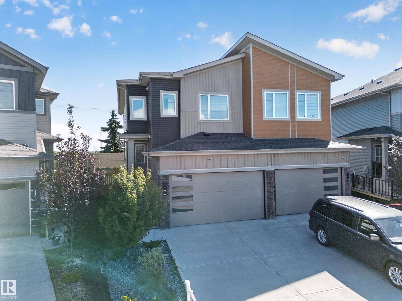 Property Photo: 1174 Goldfinch Crescent NW AB T5S 0R2