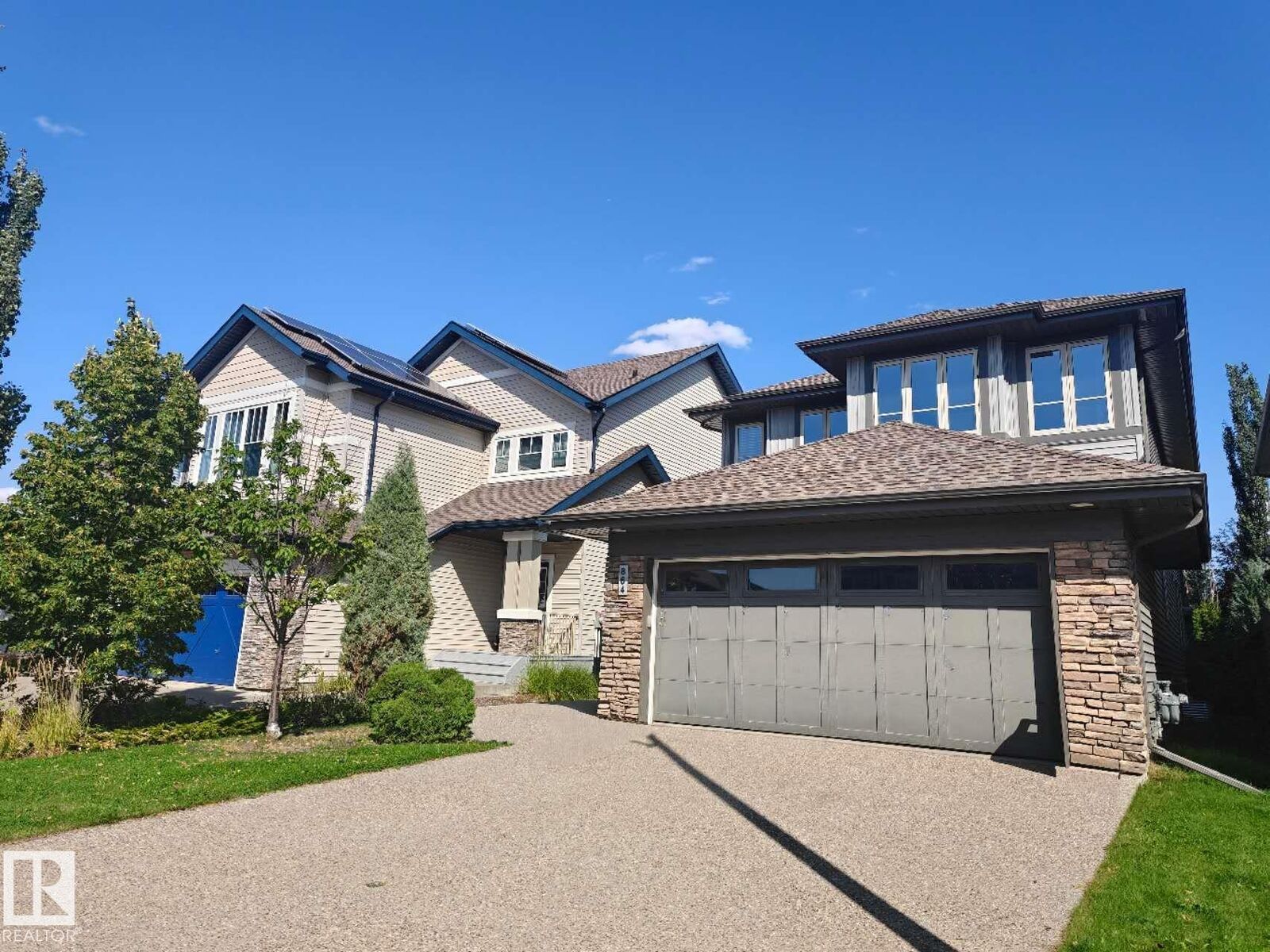 Property Photo: 864 Armitage Wynd SW AB T6W 0K4