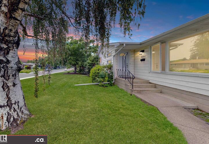 Property Photo: 9531 74 Street NW AB T6B 2B7