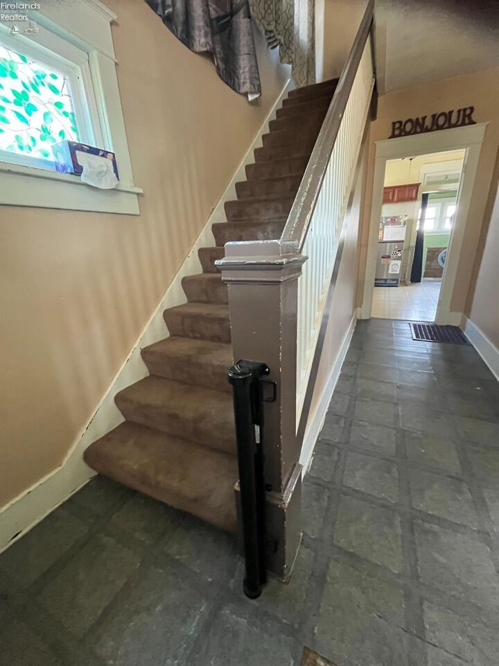 Property Photo: 338 Circular Street OH 44883