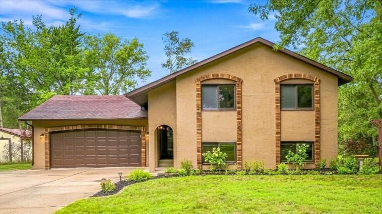 Property Photo:  17110 Dimaggio Street NE  MN 55025 