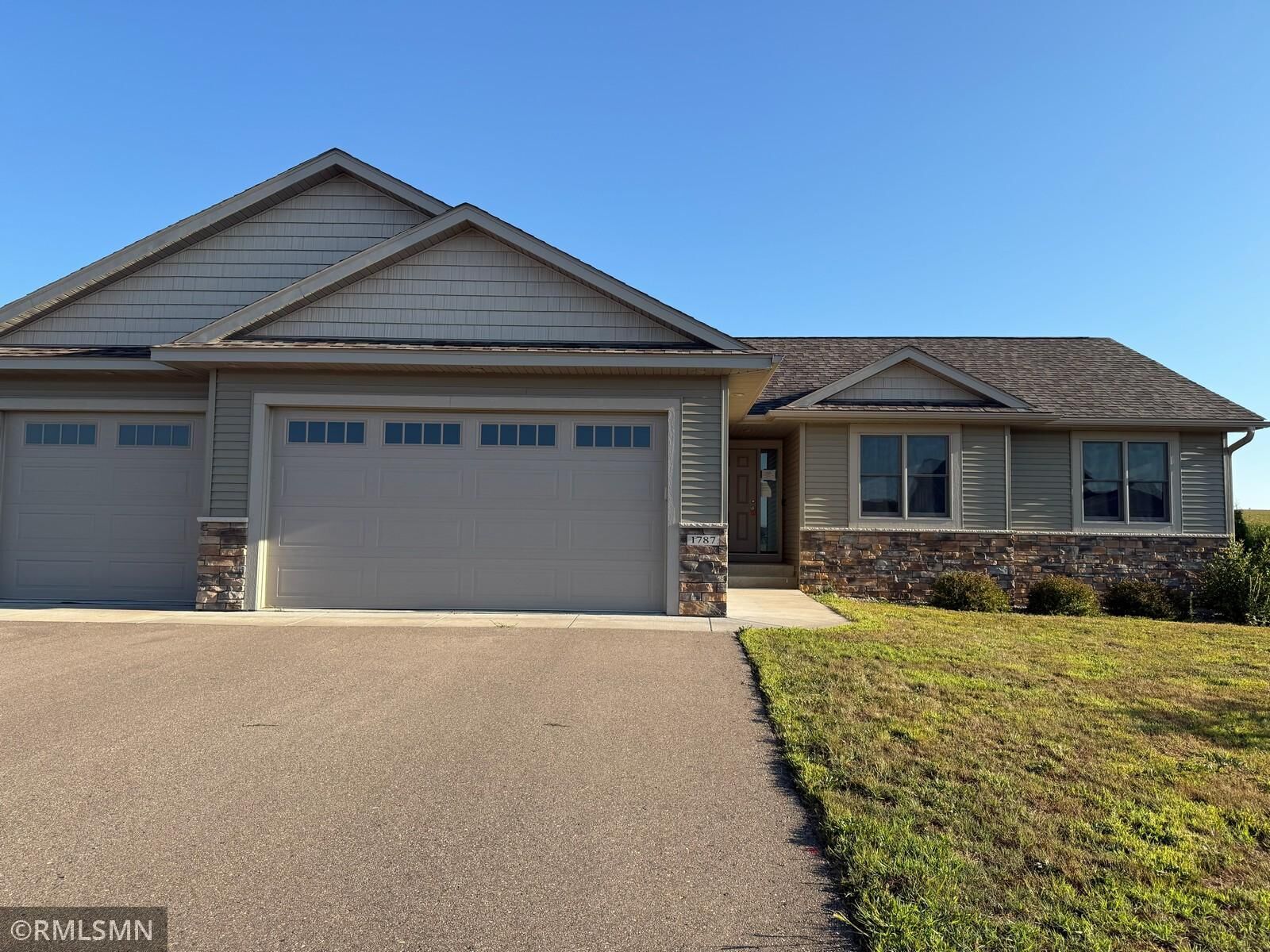 Property Photo: 1787 Otter Way WI 54017