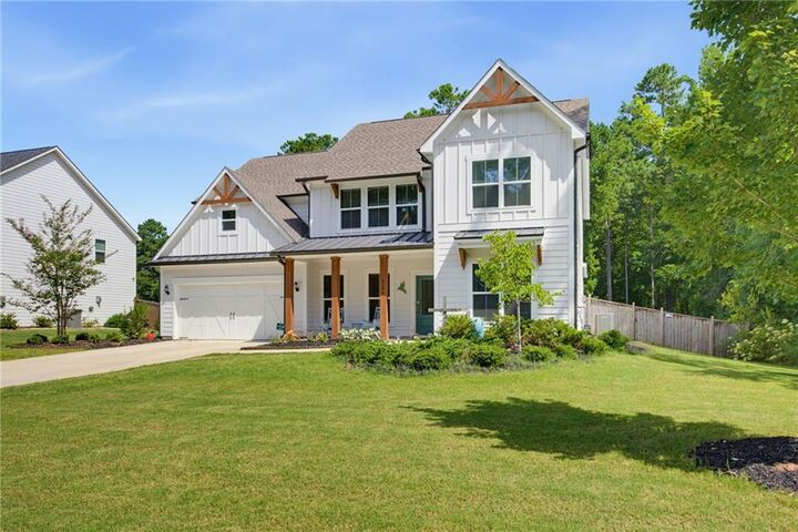 Property Photo: 6156 Collins Road NW GA 30101