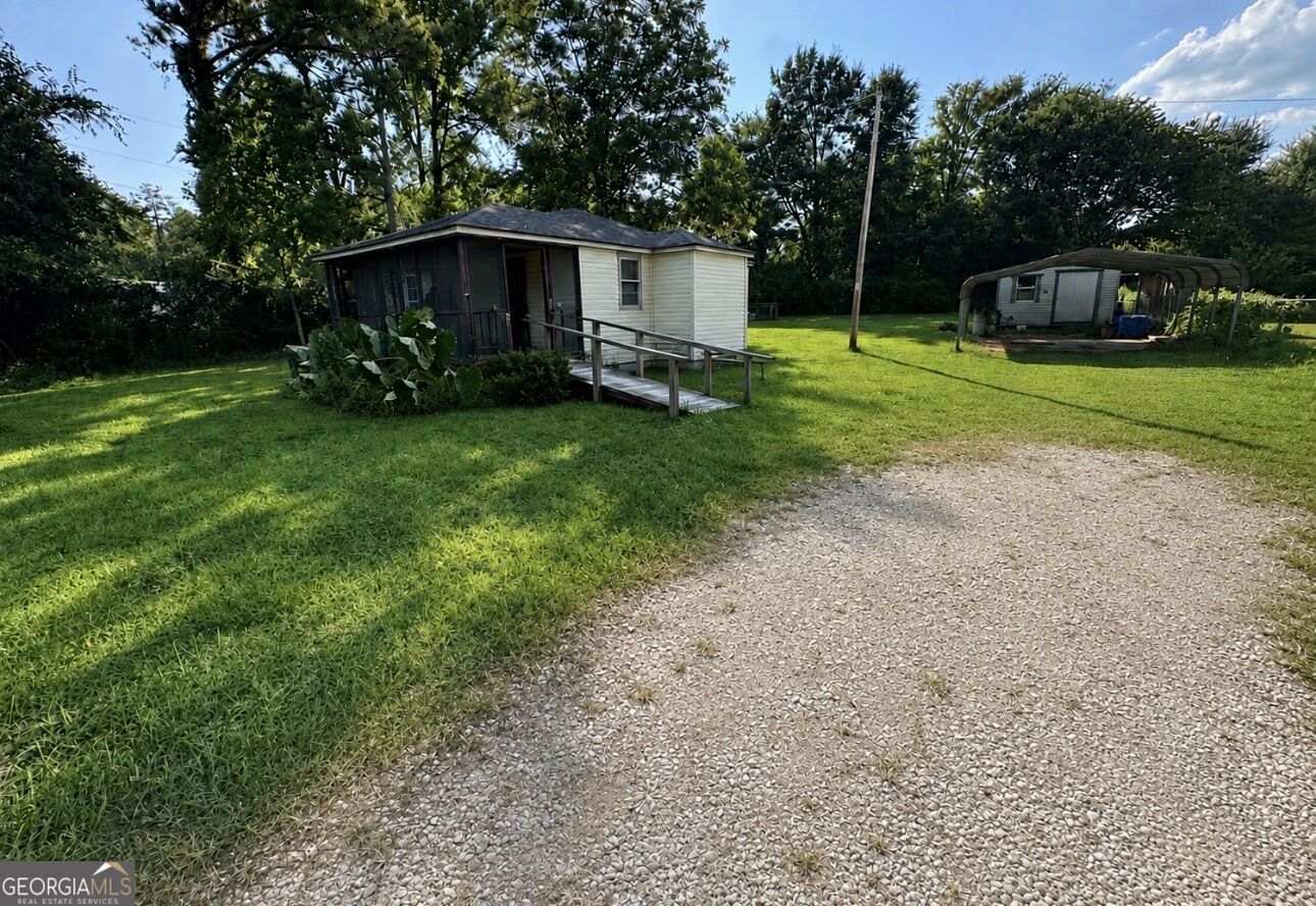 Property Photo:  29 2nd Avenue  GA 31833 