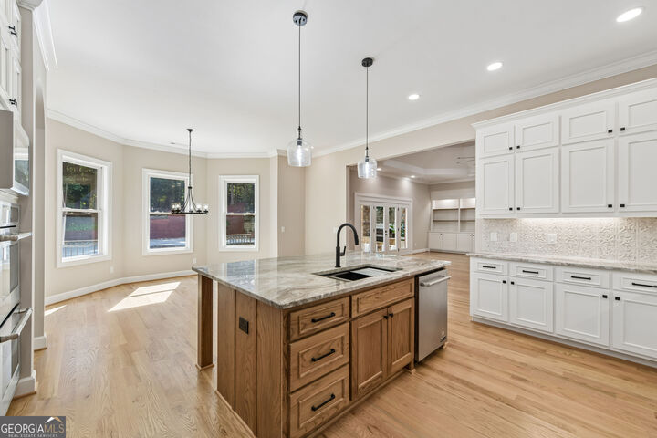 Property Photo:  2431 Rabbit Farm Circle  GA 30052 