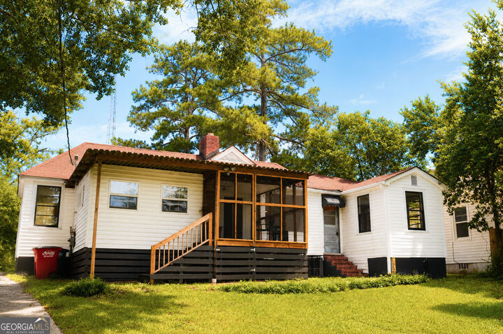 Property Photo: 342 Rogers Avenue GA 31204