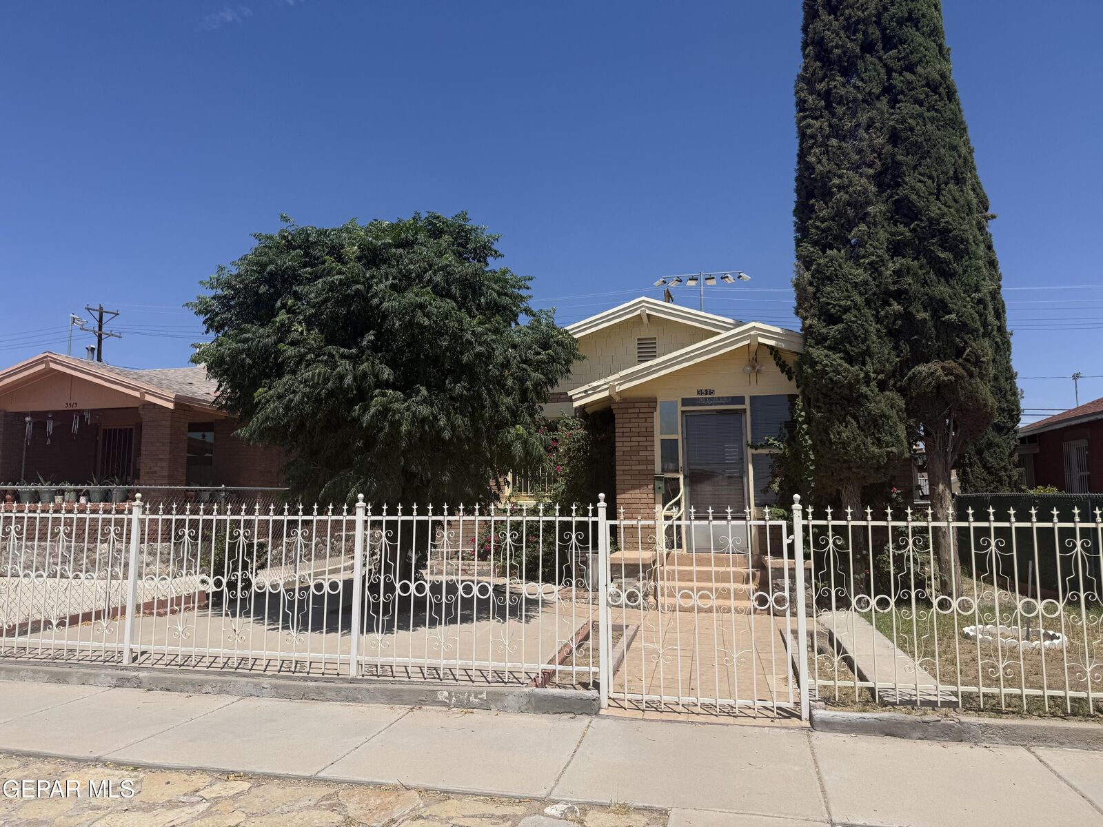 Property Photo:  3515 Altura Avenue  TX 79930 