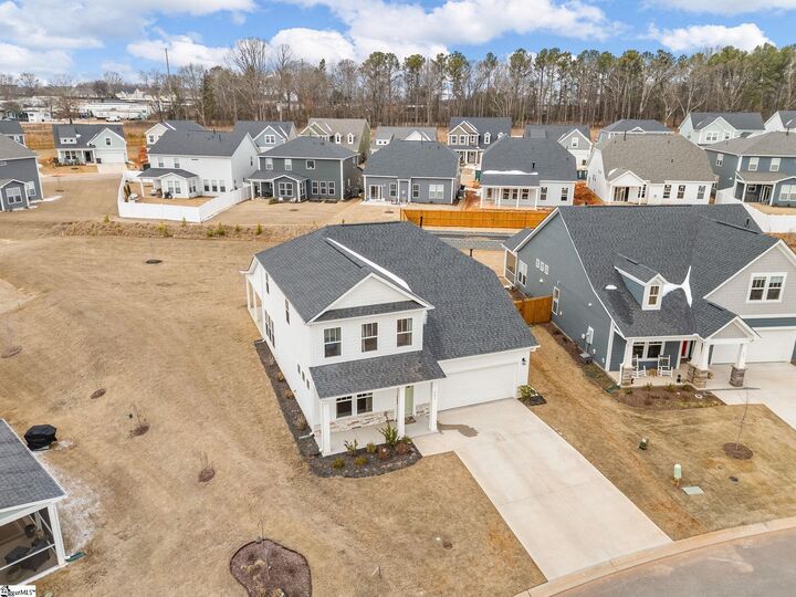 Property Photo: 303 Eskdale Road SC 29681