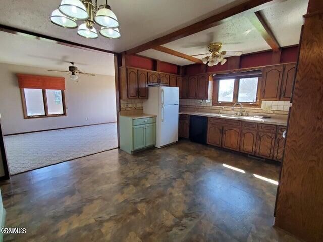 Property Photo: 225 5th Street E ND 58561