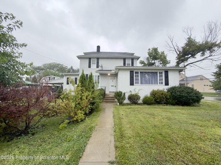 Property Photo:  536 Moosic Road 2nd Floor  PA 18518 