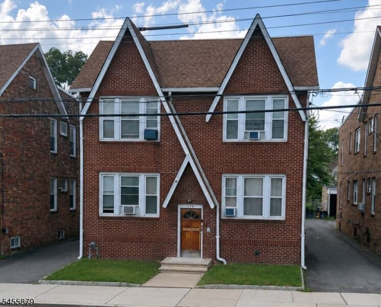 Property Photo: 435 Kerrigan Blvd NJ 07106