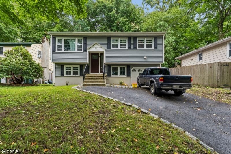 Property Photo:  560 Dell Rd  NJ 07850 