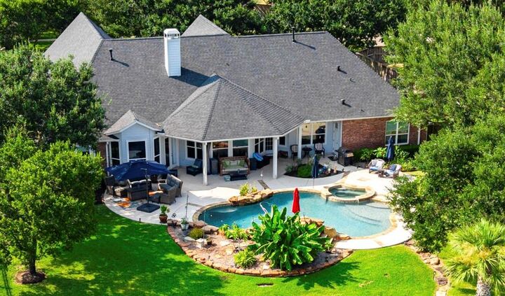 Property Photo:  1919 Anchor Lake Lane  TX 77494 
