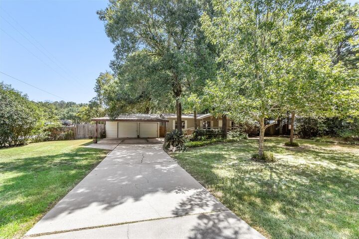 Property Photo:  21518 Rezanof Road  TX 77338 