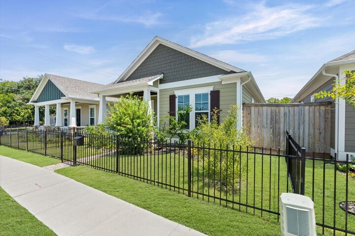 Property Photo:  2505 Houston Avenue  TX 77581 