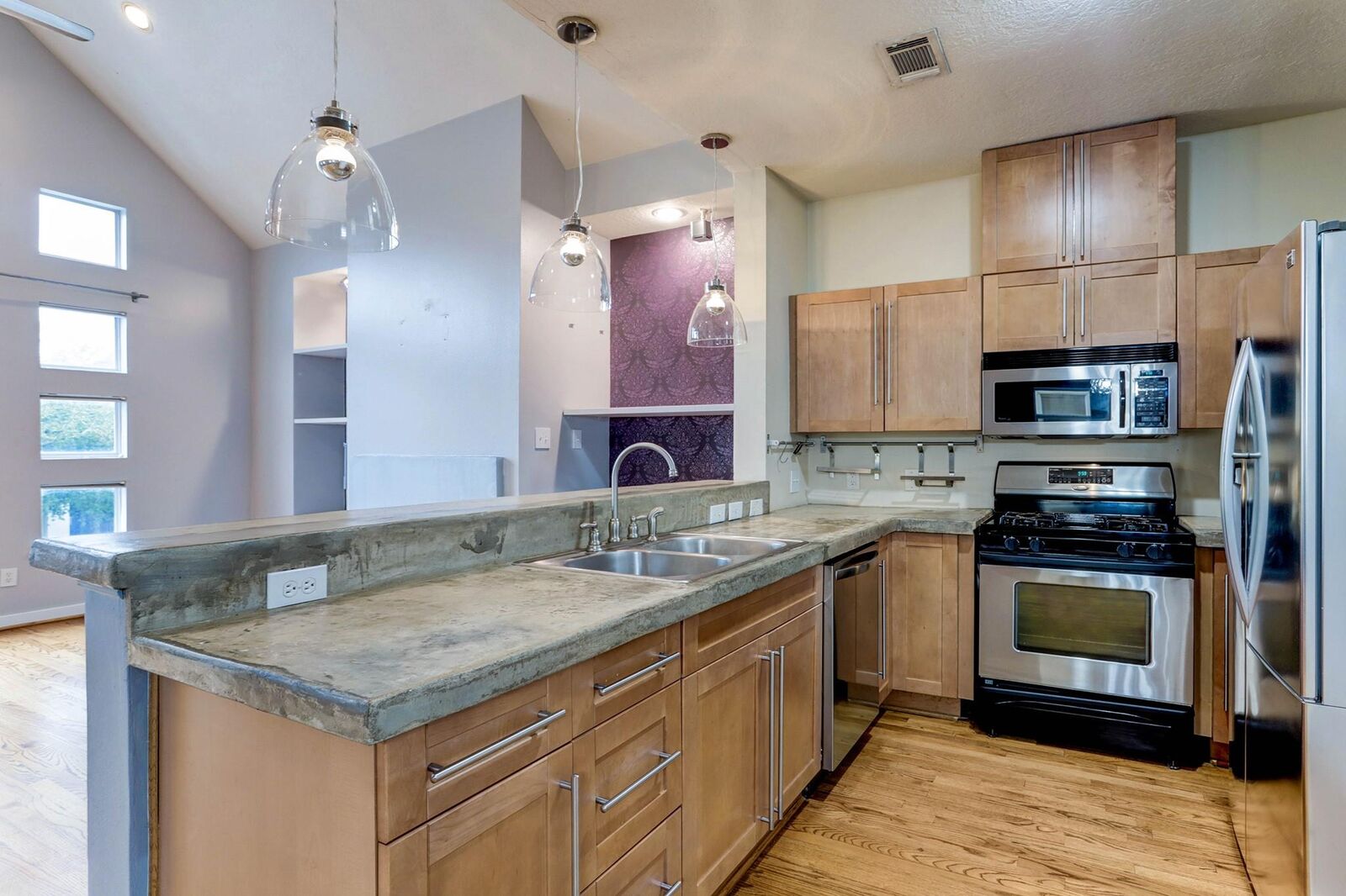 Property Photo:  5418 Kiam Street A  TX 77007 