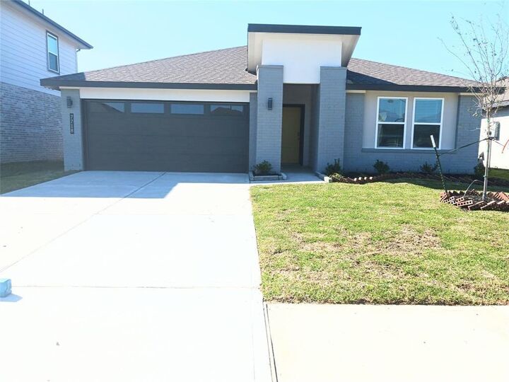Property Photo:  7718 Caspian Ranch Drive  TX 77583 