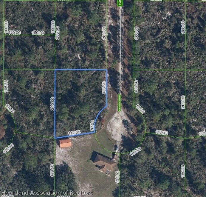 Property Photo:  217 Excaliber Way NW  FL 33852 