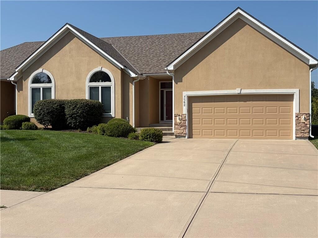 Property Photo:  7562 N Eastern Avenue  MO 64158 