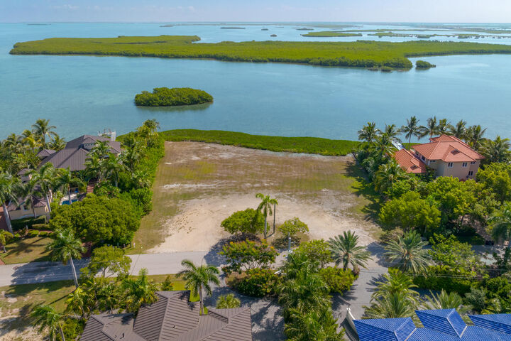 Property Photo:  45 Cannon Royal Drive  FL 33040 