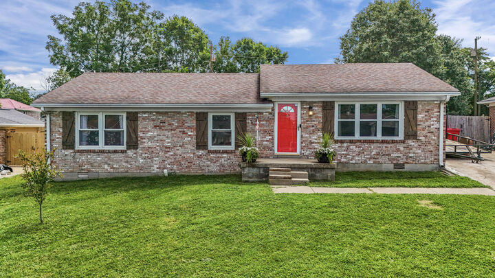 Property Photo: 110 Briarwood Drive KY 40356