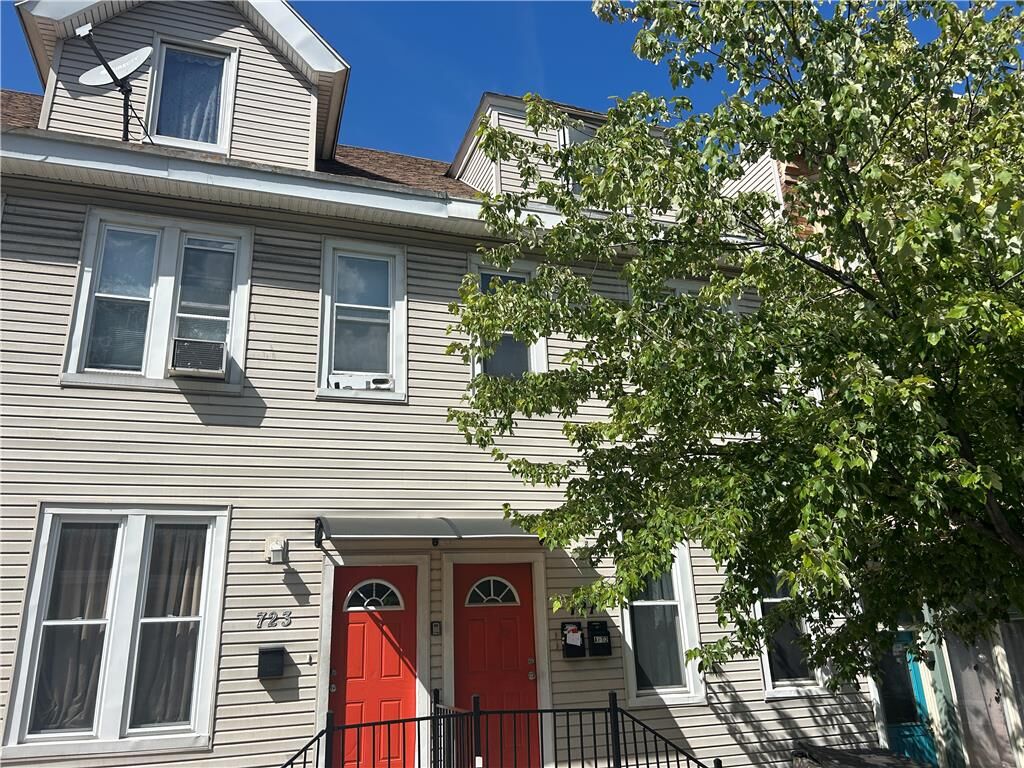 Property Photo: 721 Northampton Street Apt 1 PA 18042