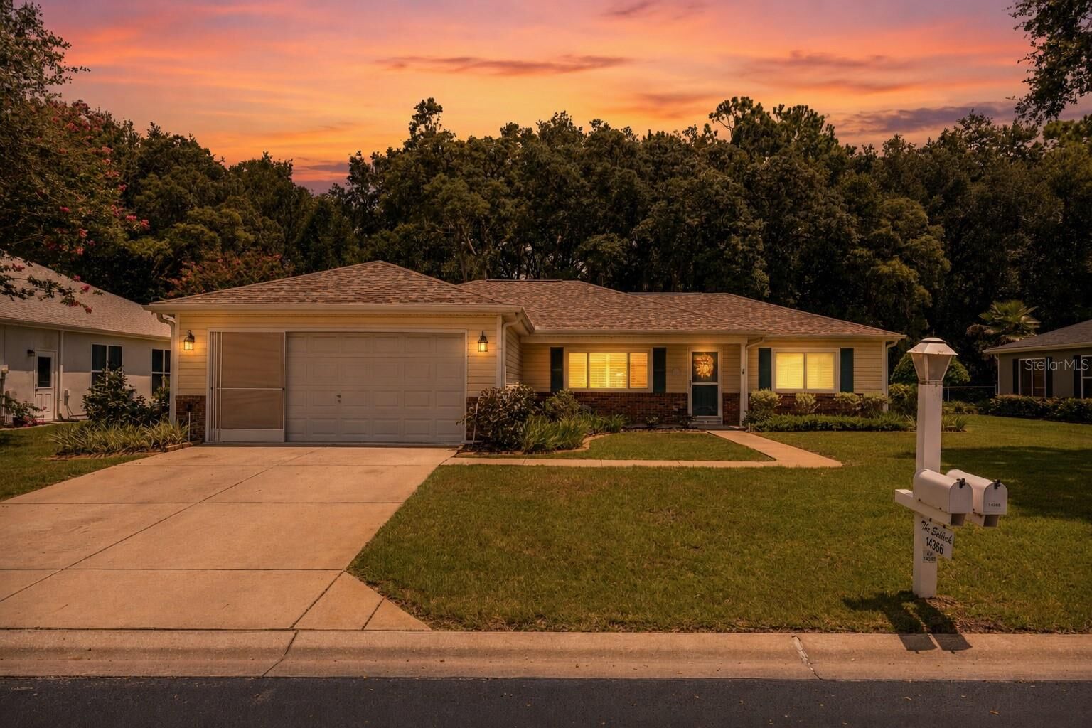 Property Photo: 14366 SW 115th Circle FL 34432