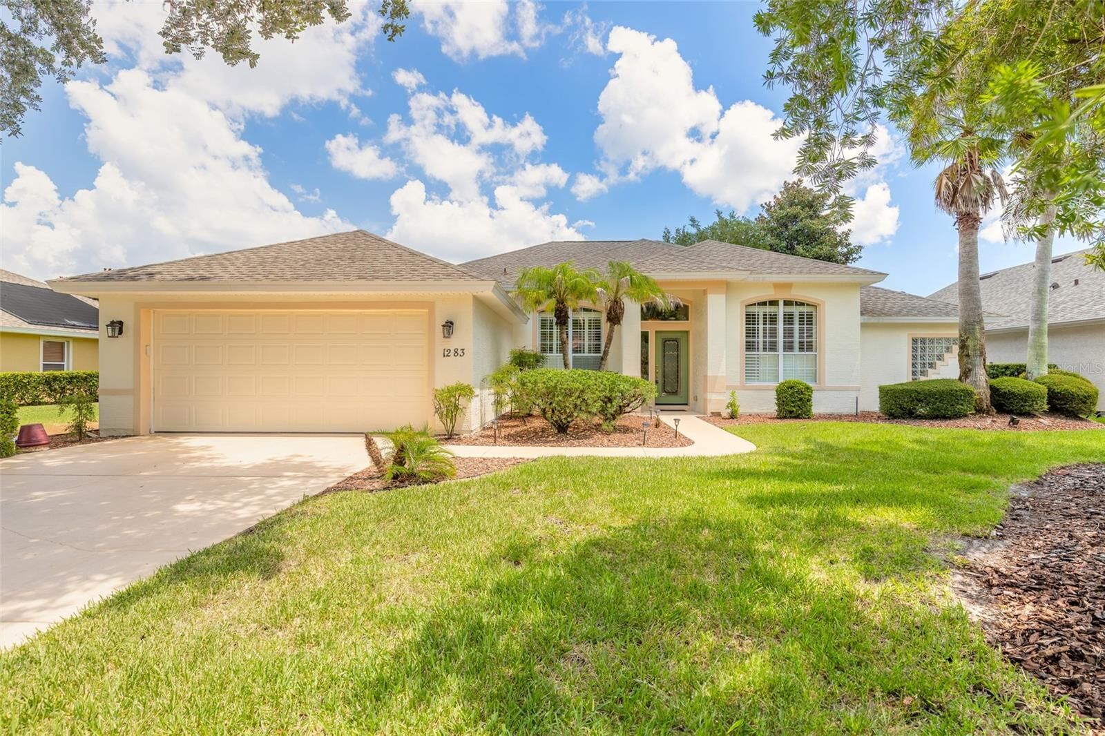 Property Photo: 1283 Royal Pointe Lane FL 32174