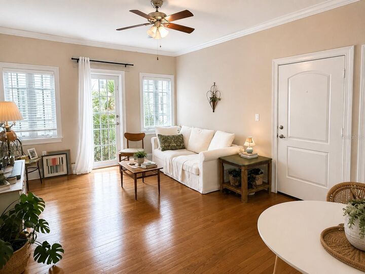 Property Photo: 2117 W Dekle Avenue H2 FL 33606