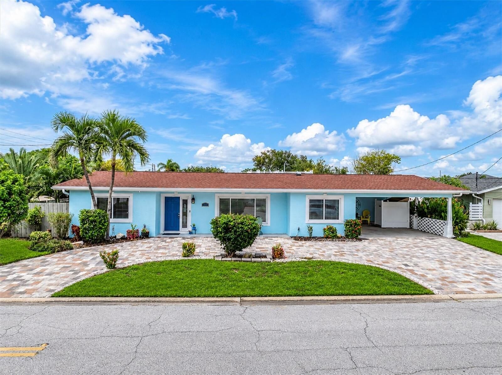Property Photo: 7891 4th Avenue S FL 33707