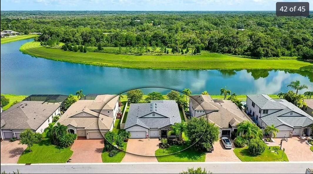Property Photo: 727 129th Street NE FL 34212