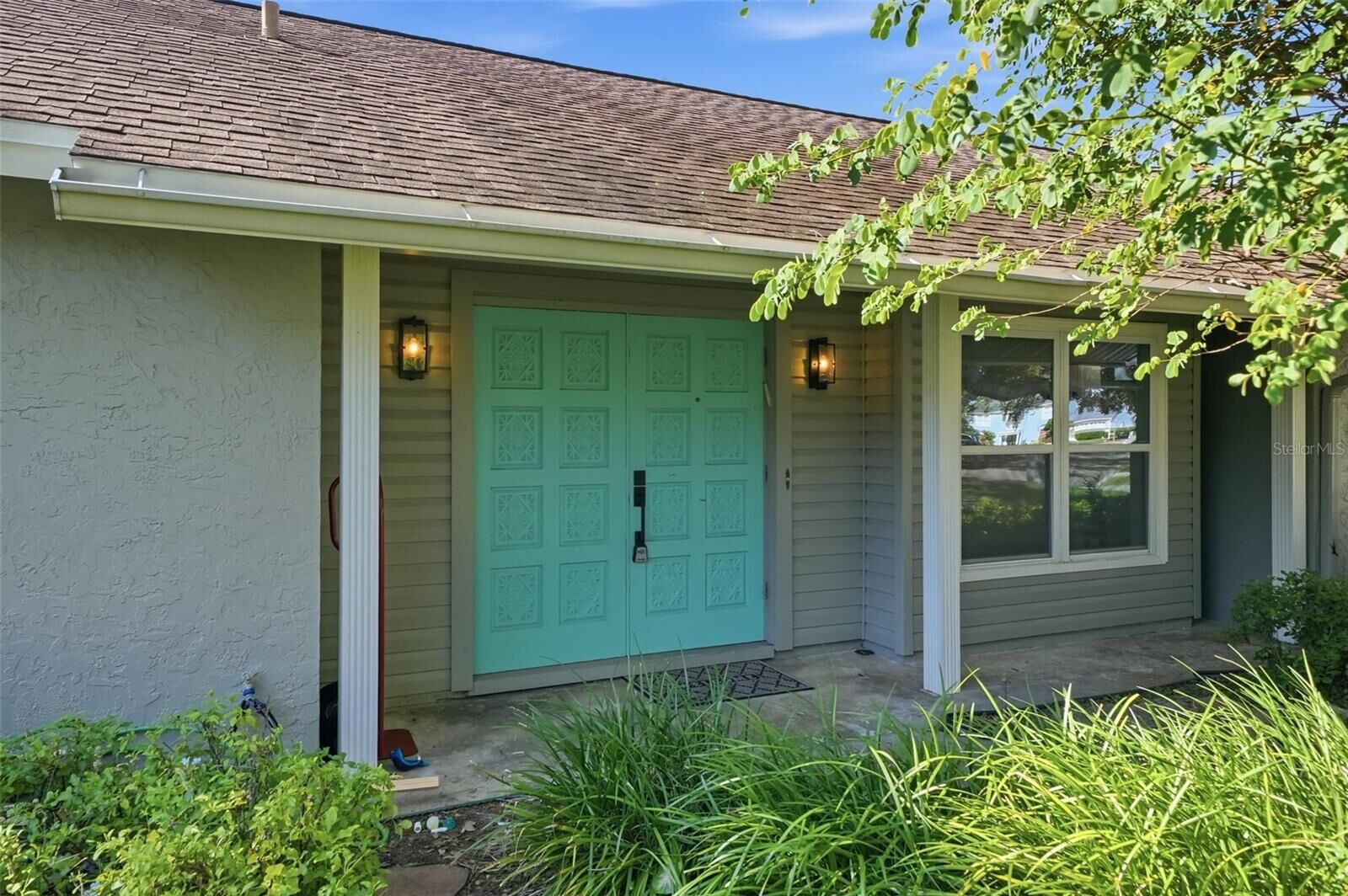 Property Photo: 13536 Lake Magdalene Drive FL 33613