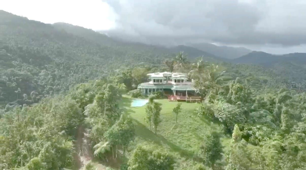 Property Photo: Carr 992 Km.hm 5 PR 00773