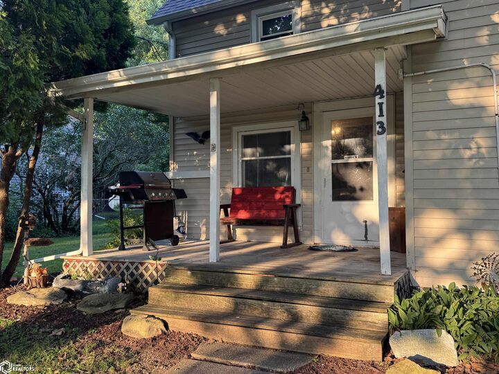 Property Photo: 413 McClellan Street IA 50174