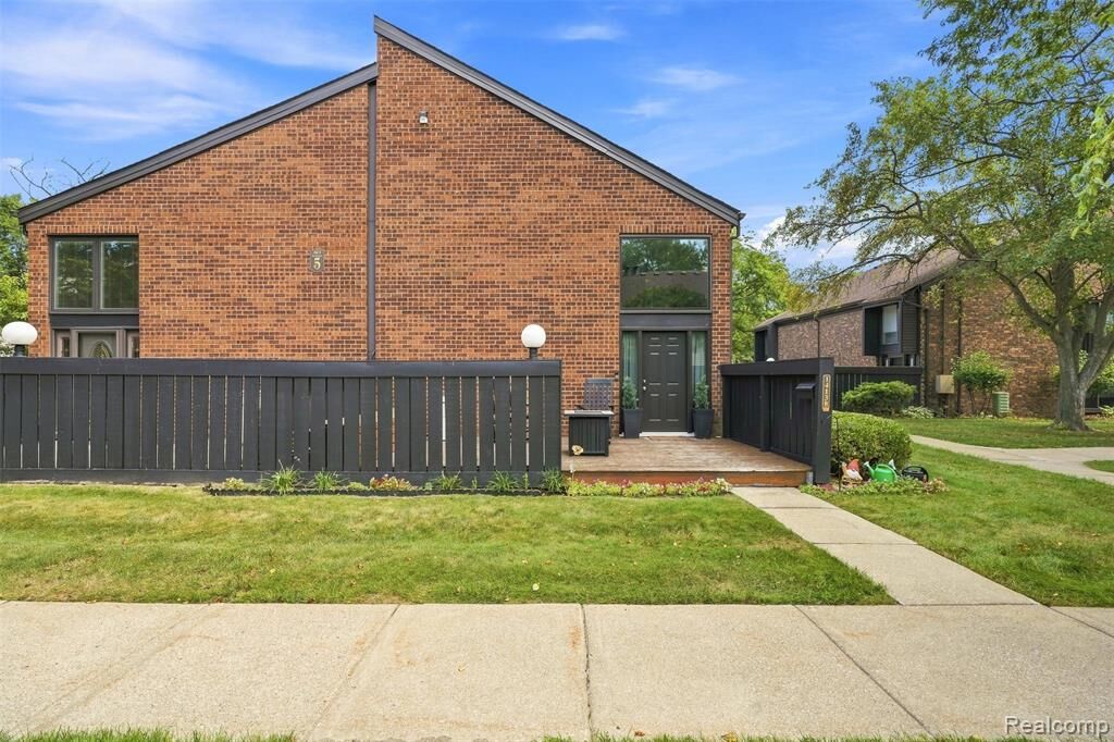 Property Photo: 14138 Ziegler Street MI 48180 5354