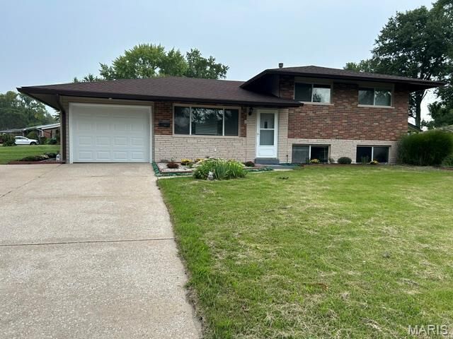 Property Photo: 1925 Apple Blossom Court MO 63031