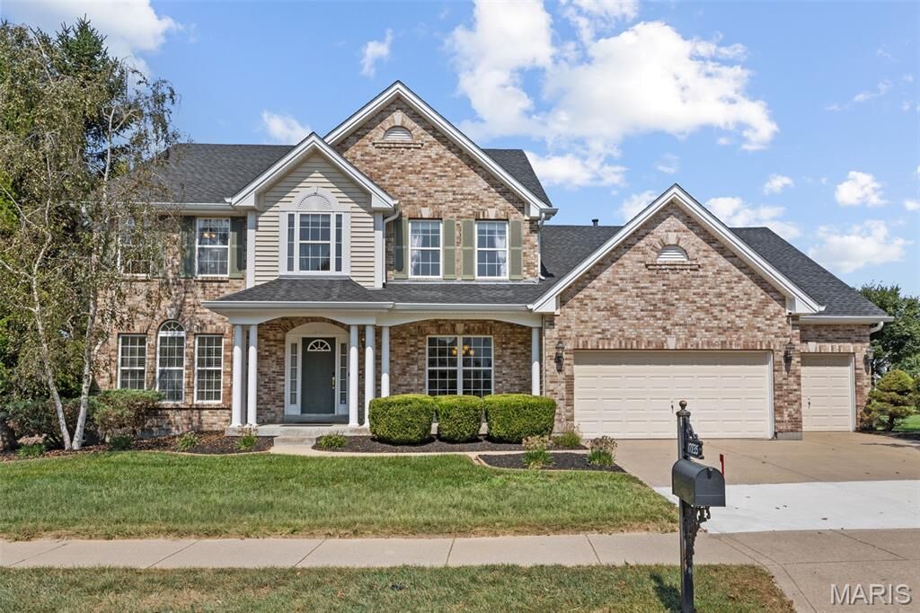 Property Photo:  17835 Westhampton Woods Drive  MO 63005 