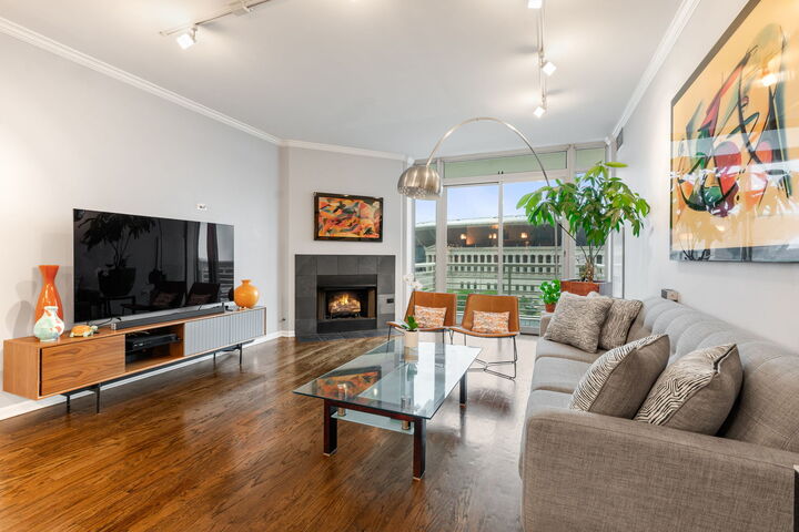 Property Photo: 1515 S Prairie Avenue 811 IL 60605