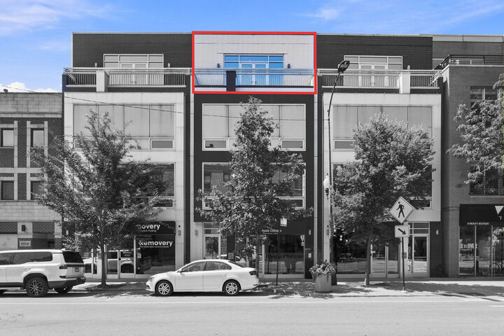 Property Photo: 1866 N Damen Avenue 4 IL 60647