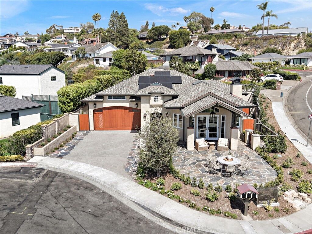 Property Photo: 3002 Dorn Court CA 92651
