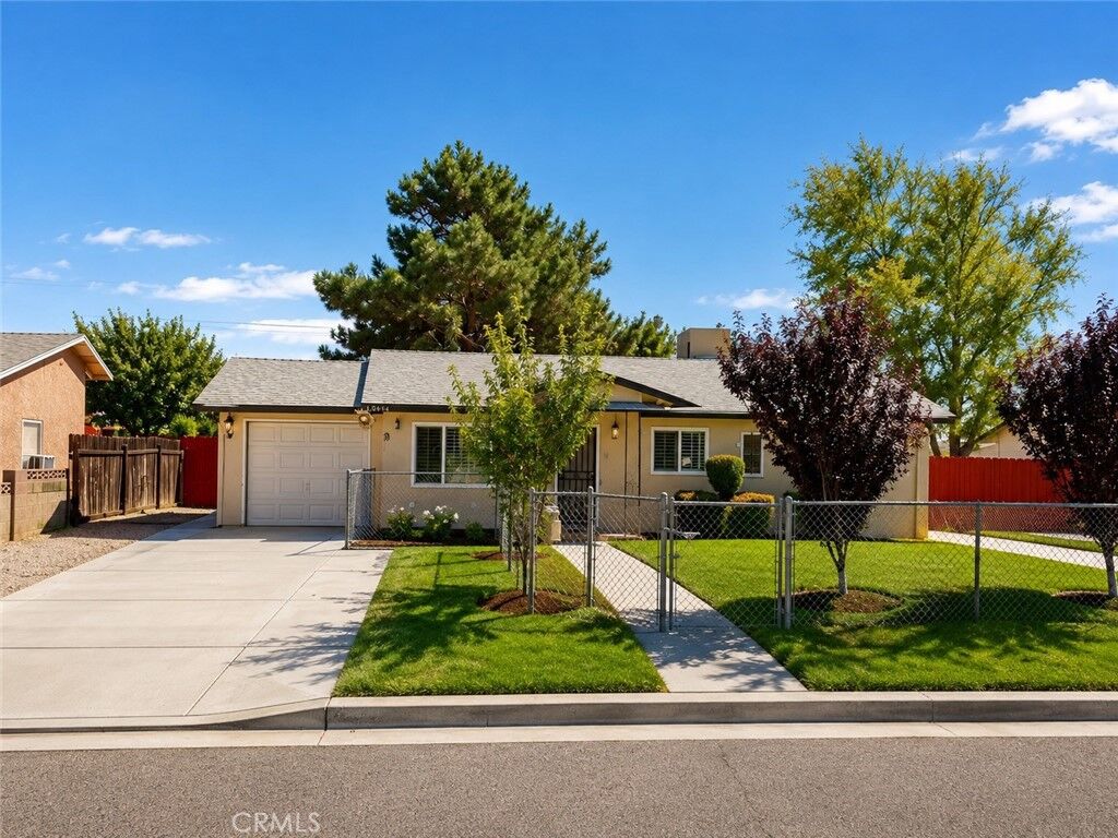 Property Photo:  12664 Esther  CA 93516 