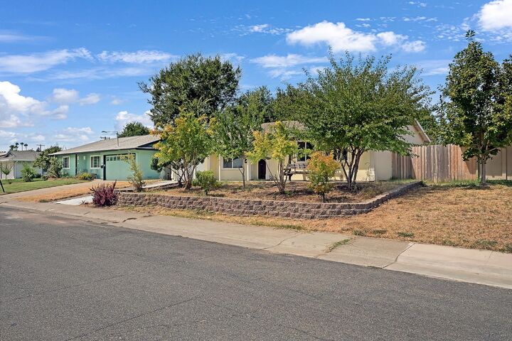 Property Photo:  2012 Kellogg Way  CA 95670 