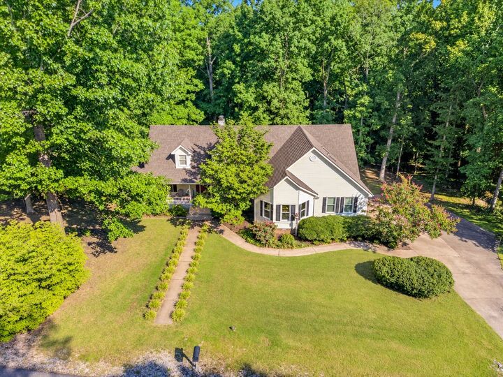 Property Photo:  175 Castleton Cv  TN 38242 