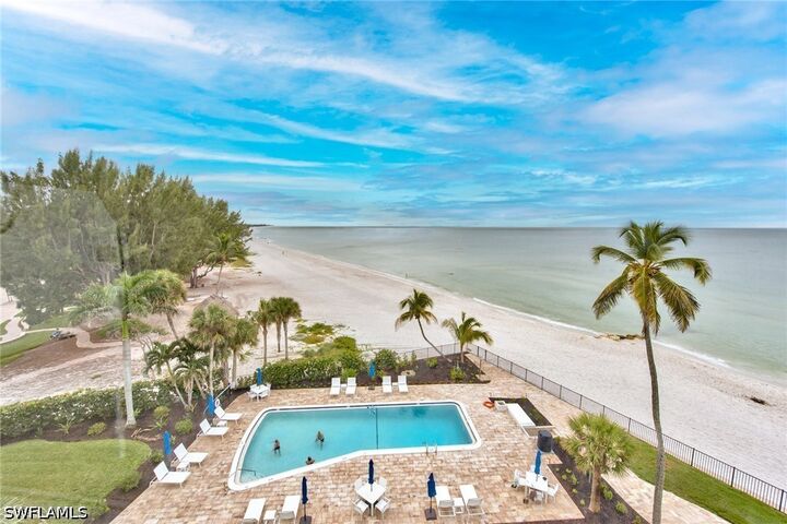 Property Photo: 2121 Gulfshore Boulevard N 503 FL 34102